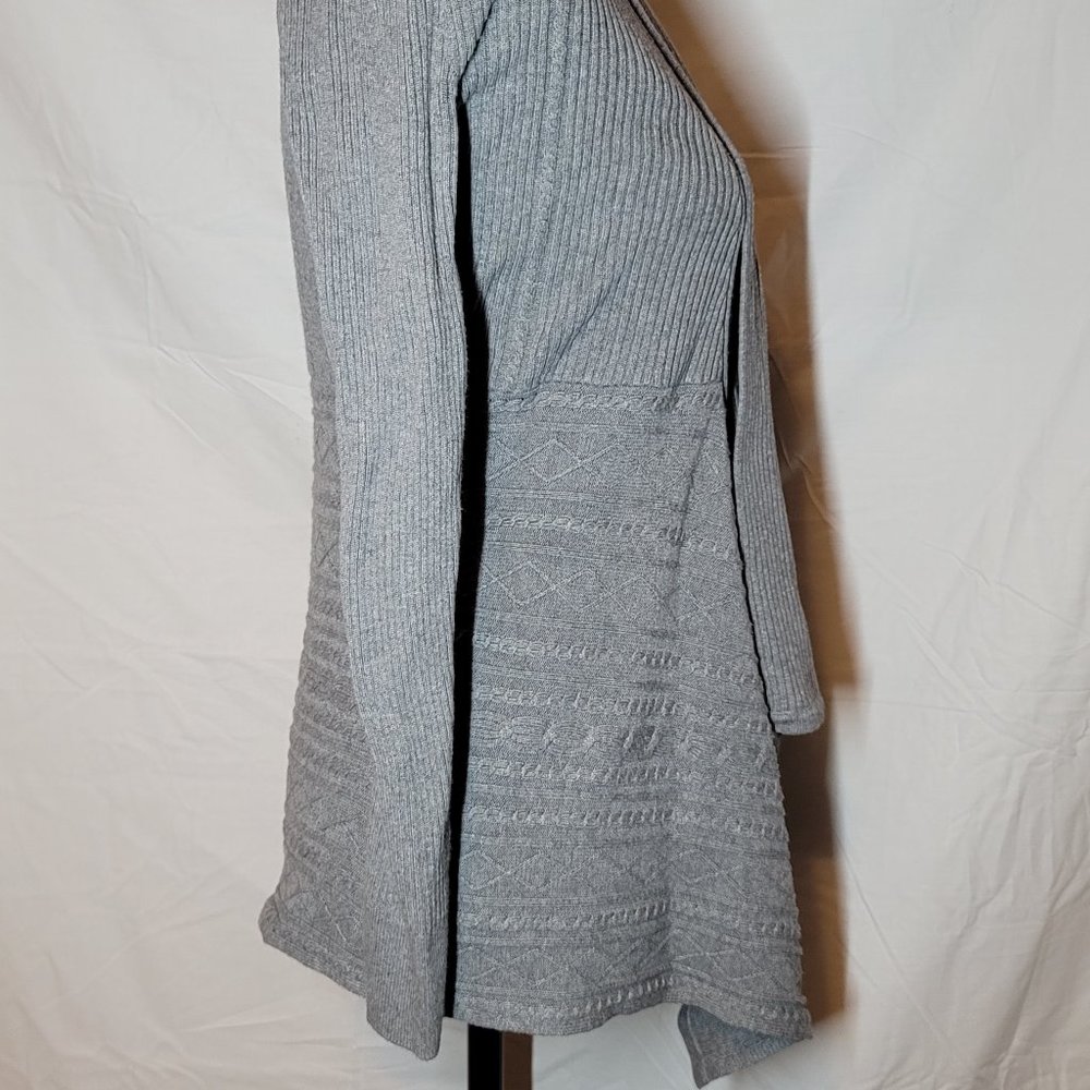 White House Black Market Grey Cardigan in XS - Picture 2 of 12